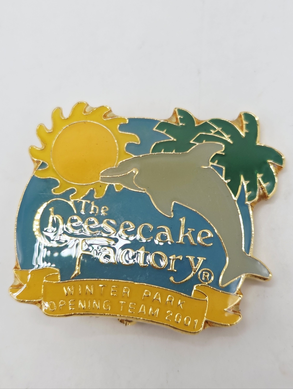 THE CHEESECAKE FACTORY PIN WINTER PARK FL OPENING STAFF DOLPHIN SUN PALM TREE
